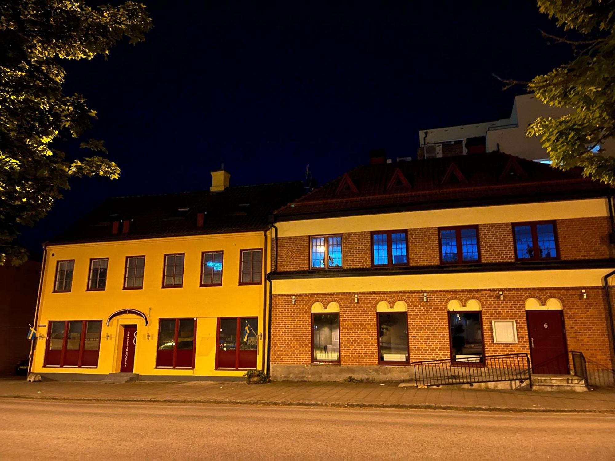 Sveriges Minsta Hotell! Hotel Gruyere Landskrone Exterior foto